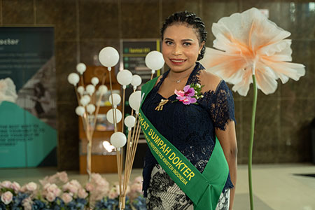 Dr. Sephia Chrisilla Jangkup from the Amungme Tribe was a recipient of PTFI’s Educational Scholarship through the YPMAK foundation.